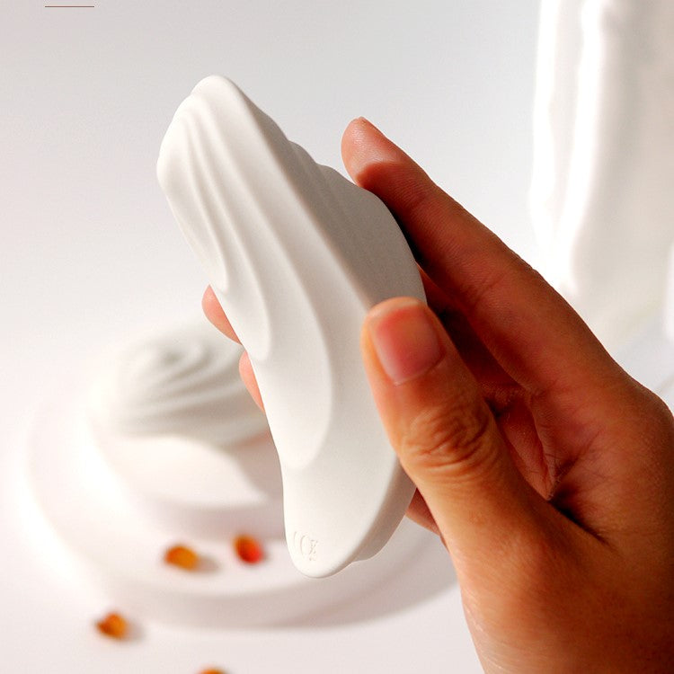 MEESE Lora Rolling-Bead Clitoral Vibrator